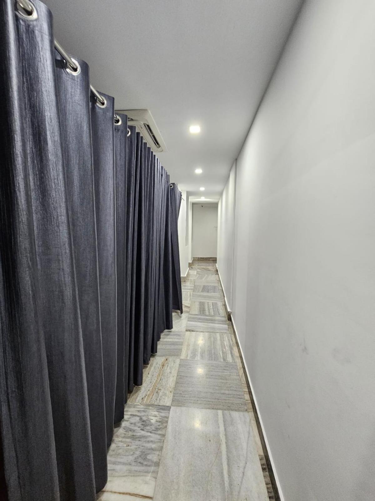 Lowfare Dormitory Kozhikode Exterior foto